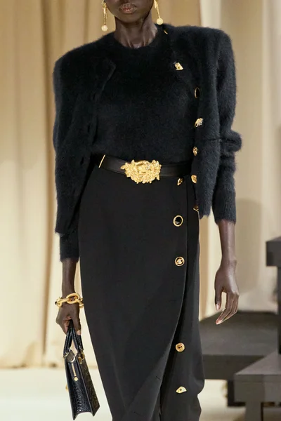 Look 42